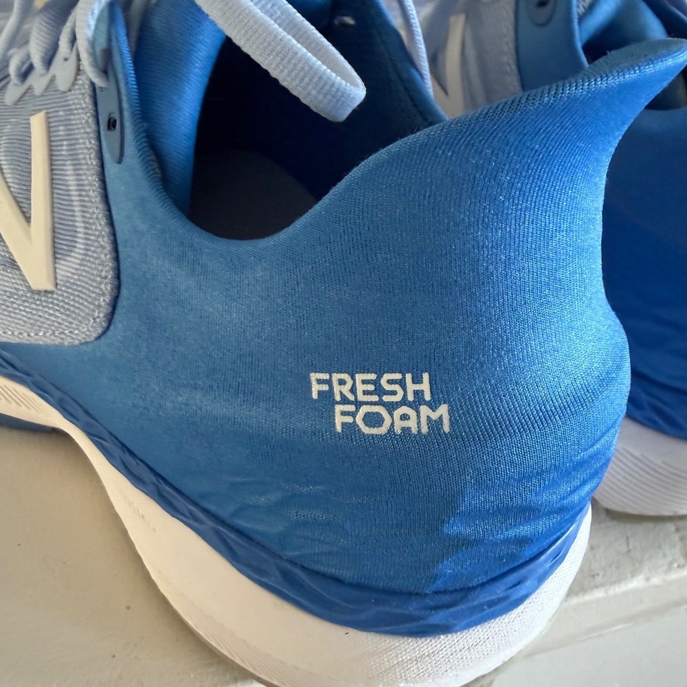New Balance Fresh Foam 860v11 Running Shoes Light Blue W860A11 Womens 8.5 D Wide - Picture 8 of 8